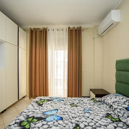 Lägenhet Mahili Apartament *