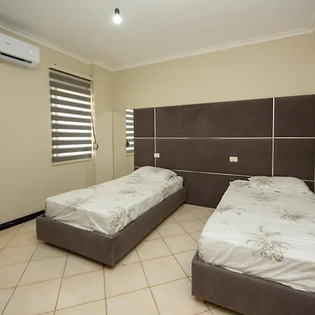 Mahili Apartament Lägenhet *